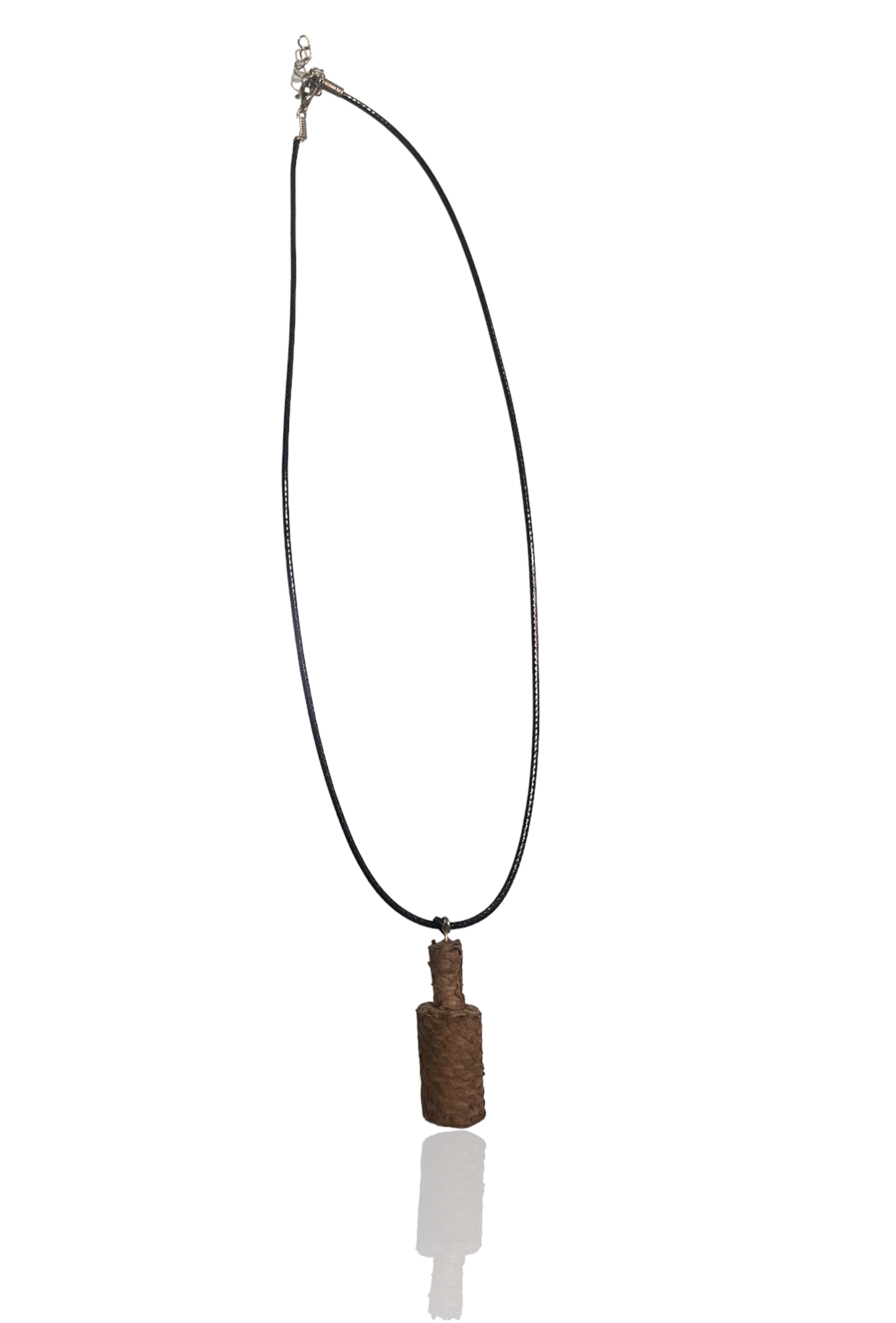 Handmade Fish Skin Necklace by Skarpi Handmade Fish Skin Necklace by Skarpi